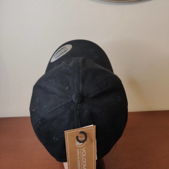 Volcom NEW Men's Hat Baseball Black White Logo Adjustable One Size Fits All. - Picture 6 of 9